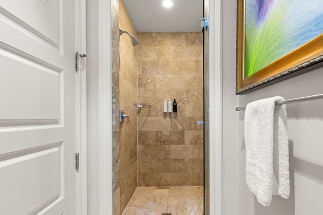 Ocean Front 3BR Presidential Suite