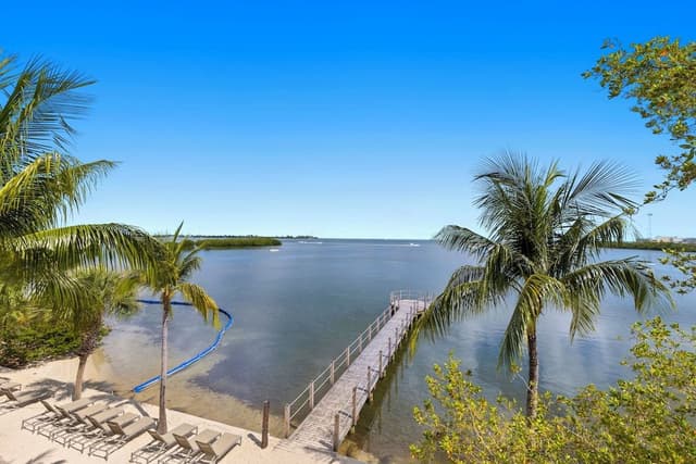 Ocean Front 2BR Residence