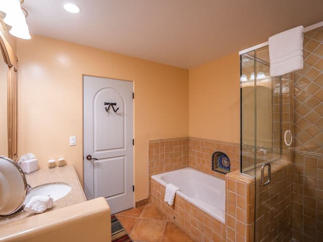 Luxury Villa Suite 2