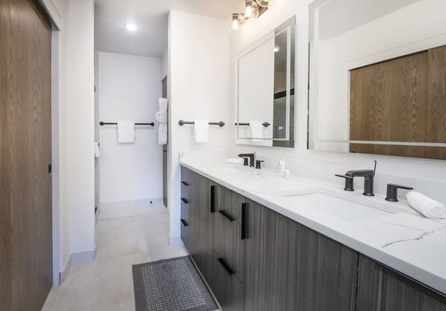 Condo, 1 Bedroom