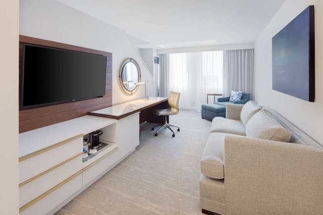 1 KING BED DUPLEX SUITE W/ 1 BALCONY