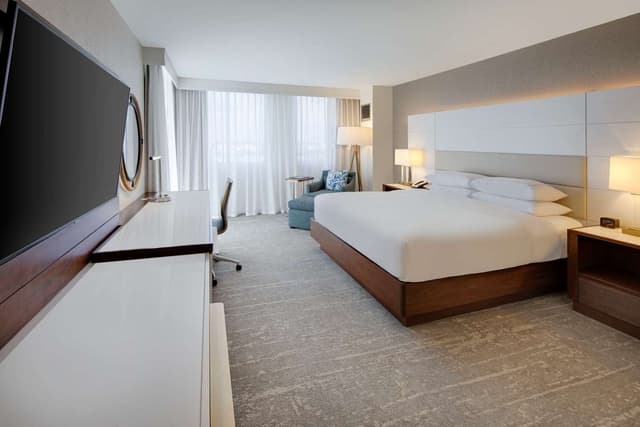 1 KING BED ROOM WITH BALCONY - REFRIGERATOR
