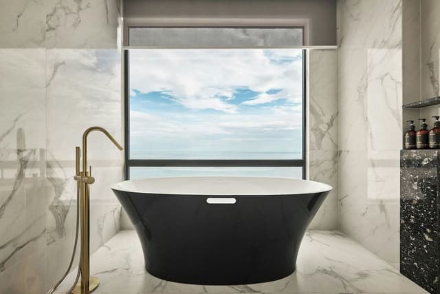Room, 1 King Bed (Sea View)