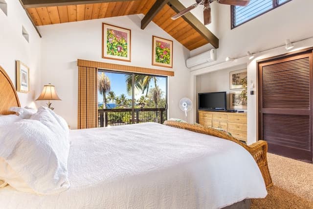 Room, Multiple Beds, Partial Ocean View