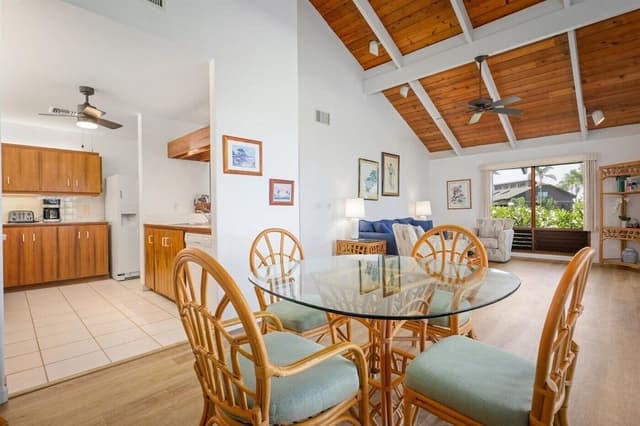Room, Multiple Beds, Partial Ocean View