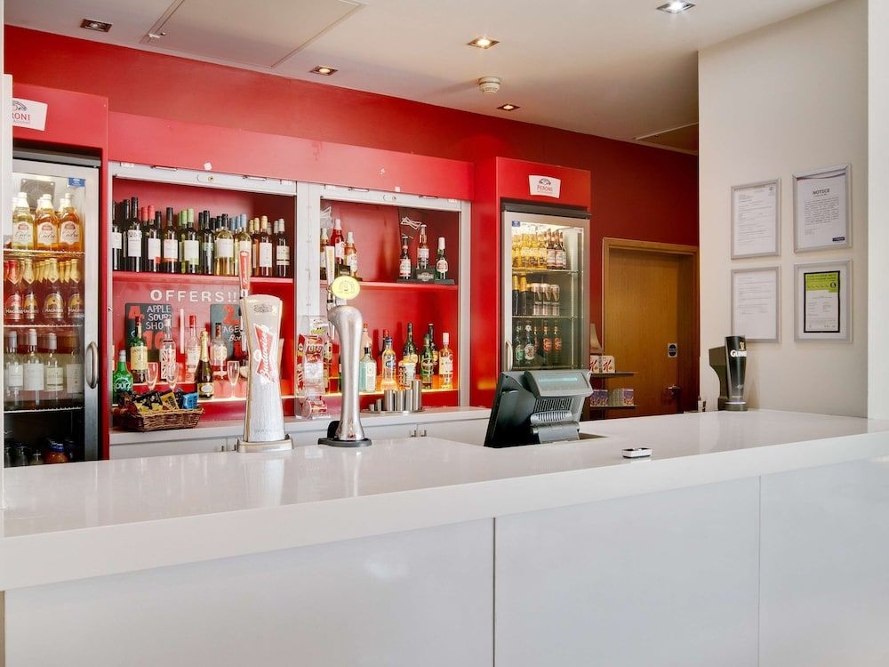Travelodge Cardiff Atlantic Wharf Hotel2