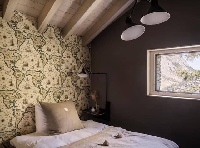 Huntsman Lodge
