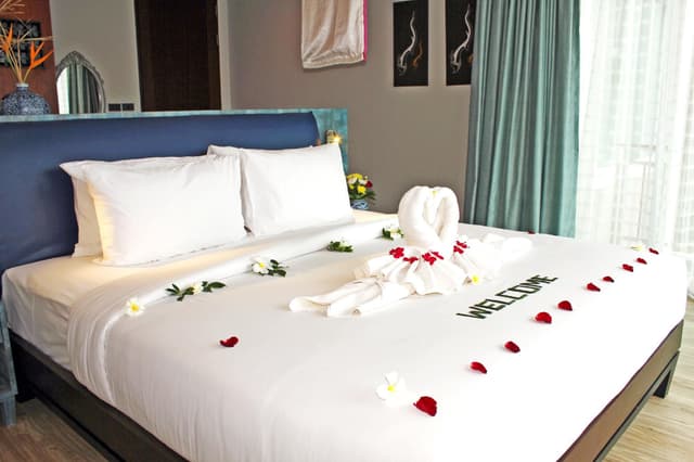Sunrise Suite