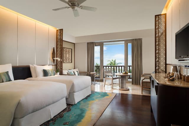 Deluxe Ocean Front Twin