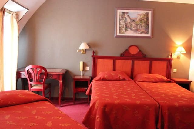 Triple Room
