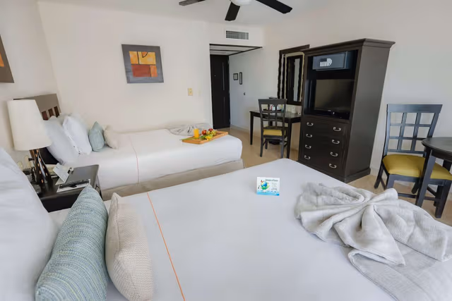 2 Double Beds, Non-Smoking, Full Breakfast