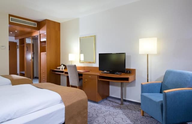 Executive Triple Room