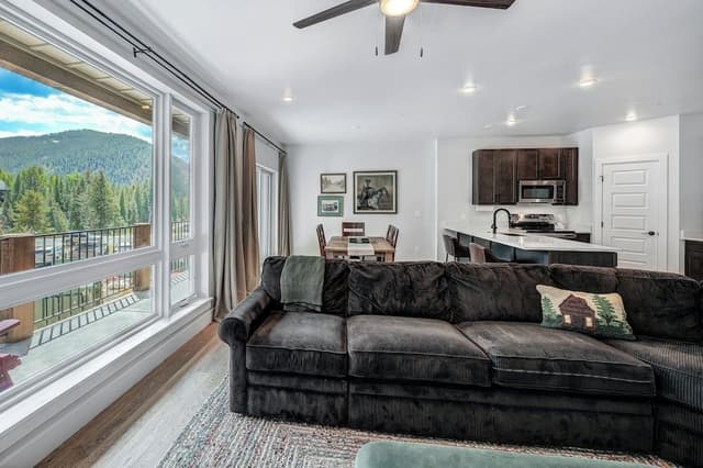 Premier Room, 2 Bedrooms (Brightwood)