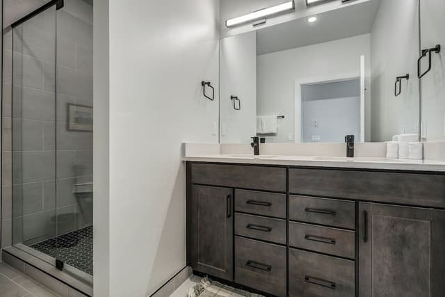 Premier Room, 2 Bedrooms (Brightwood)