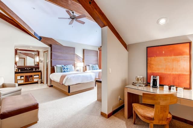 Deluxe Room, 2 Queen Beds