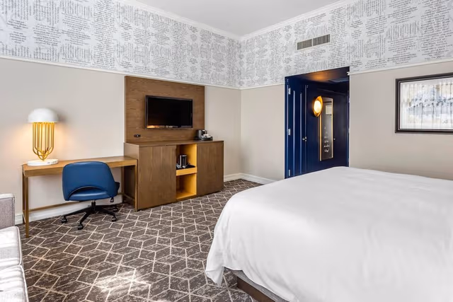 Standard Room, 1 King Bed, Non Smoking