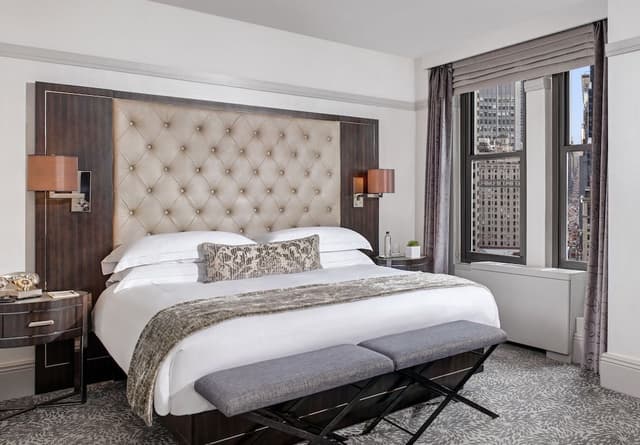 Luxury Room, 1 Queen Bed