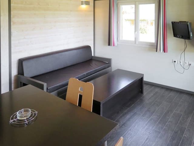 Cottage (For 6 People)