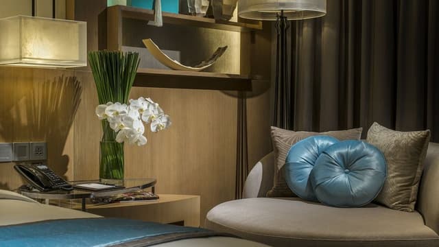 Suite, 2 Twin Beds, City View