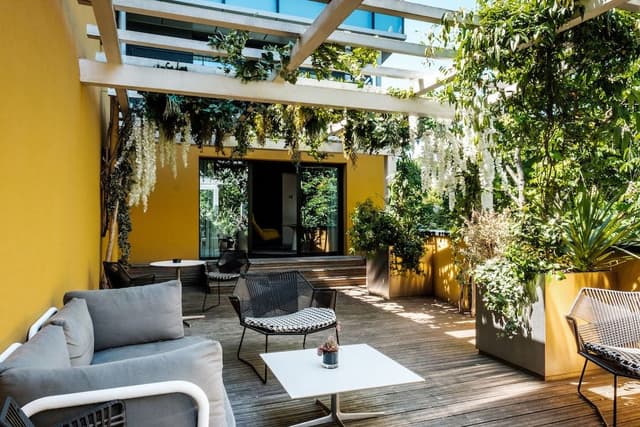 Executive Room, 1 King Bed, Terrace (Paris view)