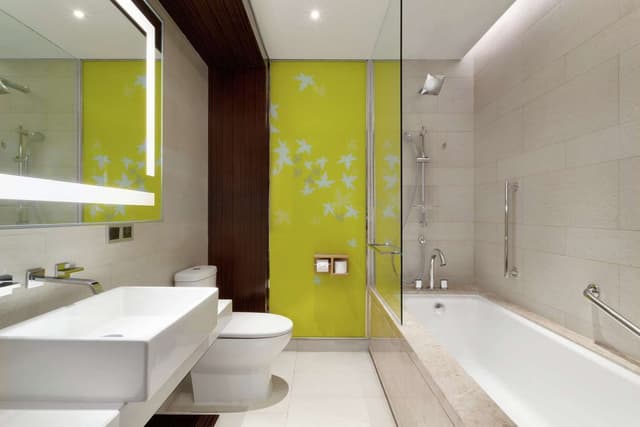 1 KING ONE BEDROOM SUITE WITH CITY VIEW