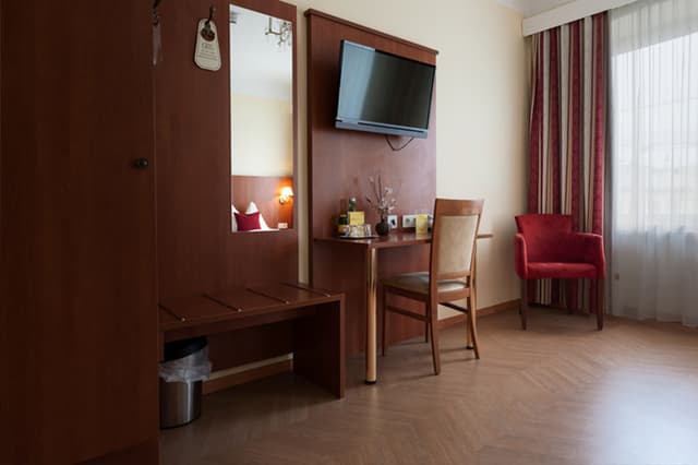 Basic Double Room