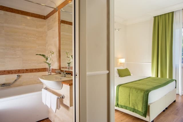 Single Room