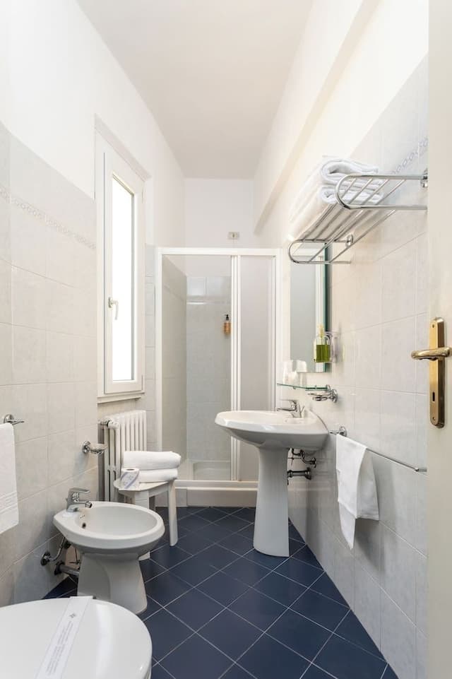 Economy Triple Room