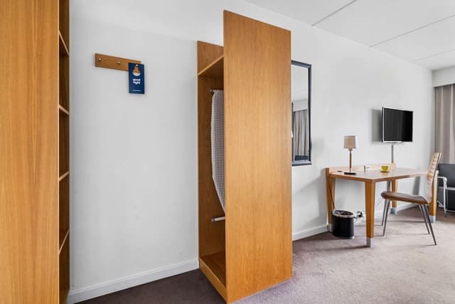 Superior Room, 1 Queen Bed, Non Smoking