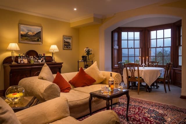 Glencoe House Suite with Hot Tub No.8