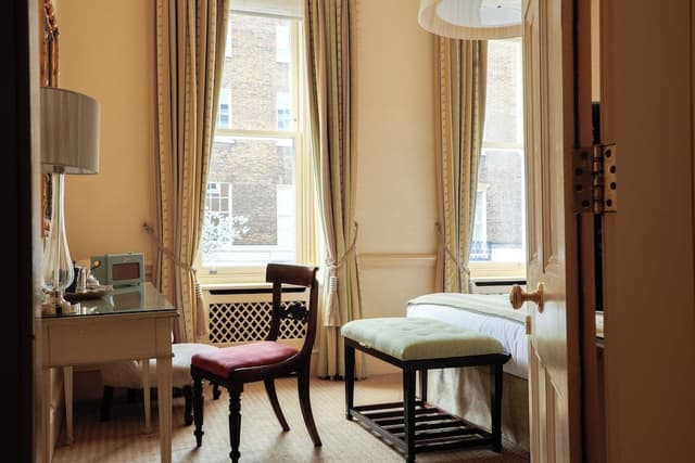 Double Room (Georgian)