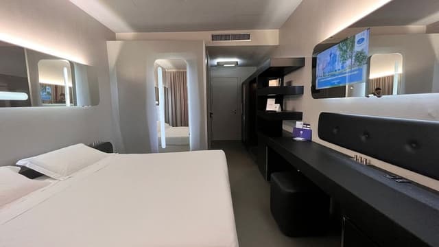 Classic Triple Room