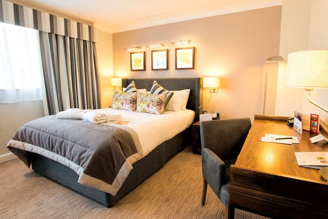 Premium Room, 1 Queen Bed
