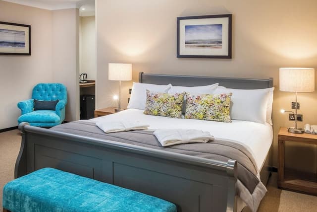 Premium Room, 1 Queen Bed