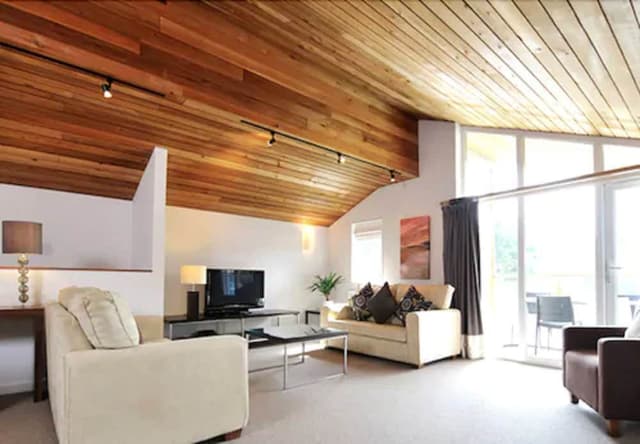 Three-Bedroom Lodge