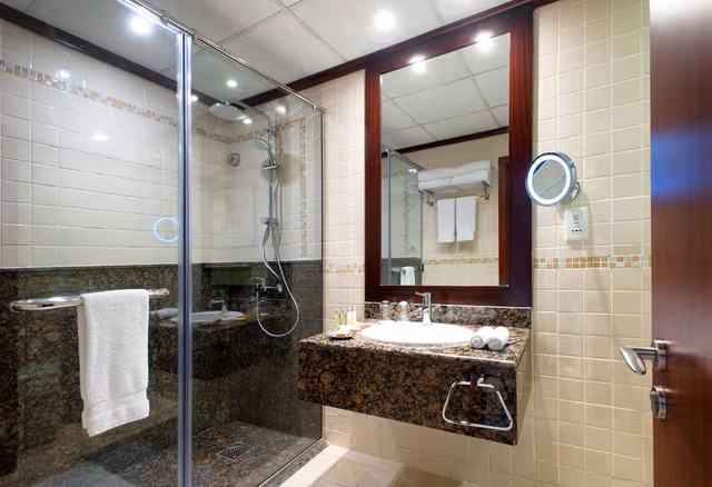 2 BEDROOM FAMILY SUITE W/ SEA VIEW - BALCONY