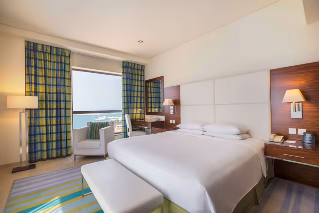 3 BEDROOM FAMILY SUITE W/ SEA VIEW - BALCONY