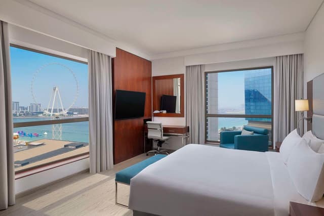 3 BEDROOM FAMILY SUITE W/ SEA VIEW - BALCONY