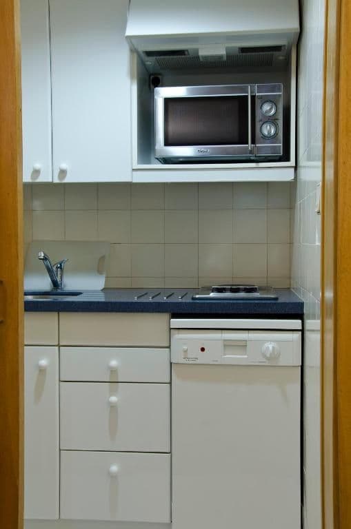 Apartment (3 Adults)