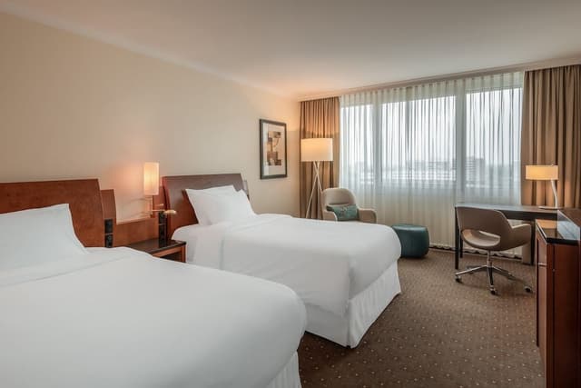 Westin, Club Room, 2 Twin Beds