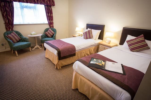Standard Twin Room