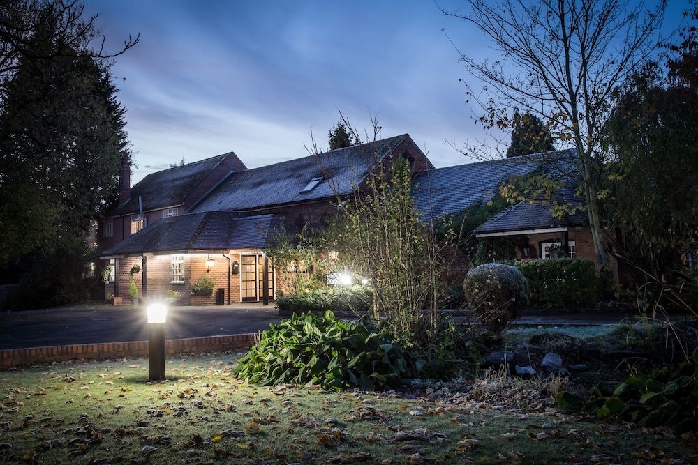 Brook Marston Farm Hotel3