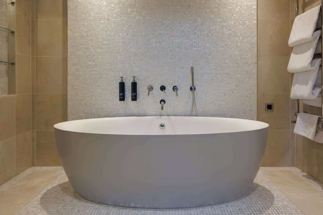 King Junior Suite