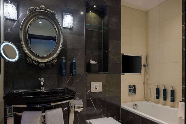 King Deluxe Room
