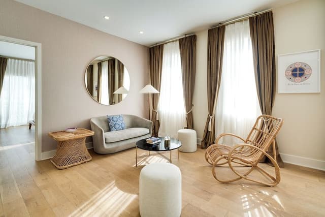 Grand Suite, 1 King Bed, Balcony