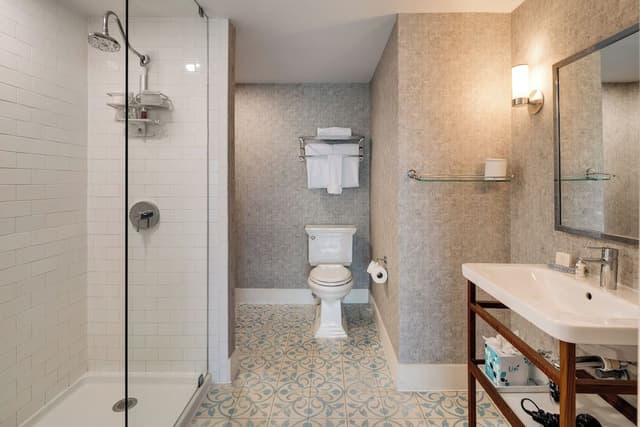 Suite, 1 King Bed with Sofa bed, Balcony, Oceanfront