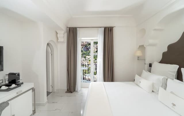 Superior Room (02)