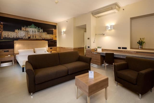 Family Room, 1 Queen Bed with Sofa bed