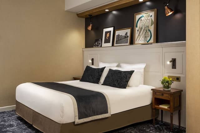 Junior Suite, 1 Queen Bed
