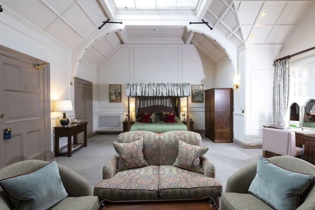 Deluxe Room (1 Double Bed)